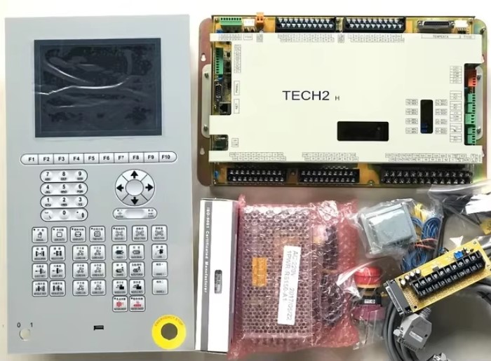 CPU Techmation TECH2H com Painel Q8 e Tela LCD de 8 Polegadas